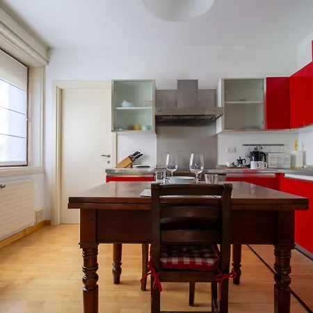 Apartament Ungheria 25 Udine