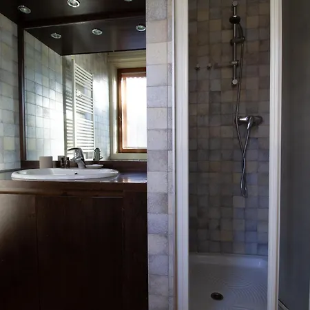 Apartament Ungheria 25